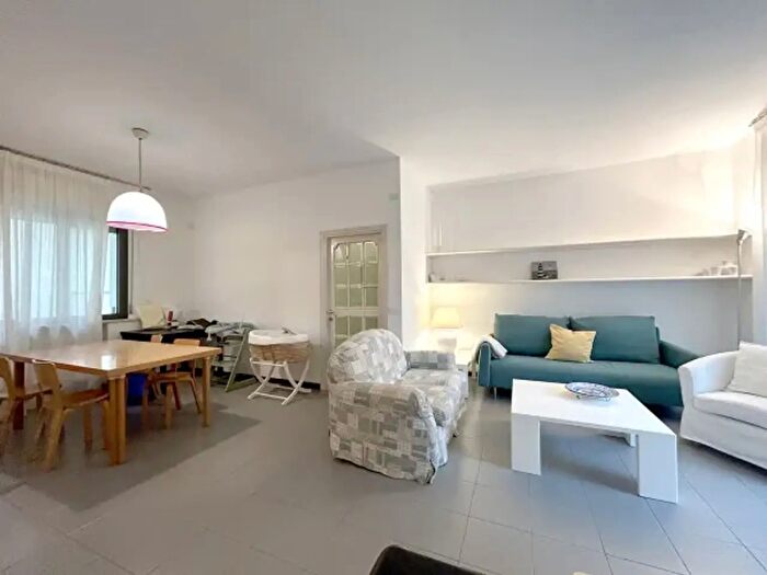 Appartamento quadrilocale in affitto in Riccione