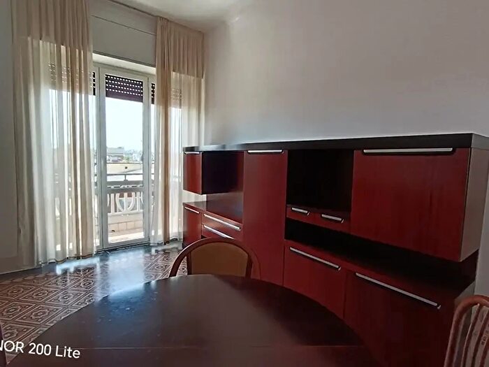 Appartamento bilocale in affitto in Via Mac Mahon, Milano