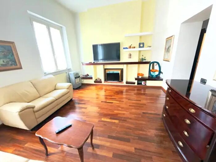 Appartamento quadrilocale in vendita in Via Dante Alighieri, Cagliari