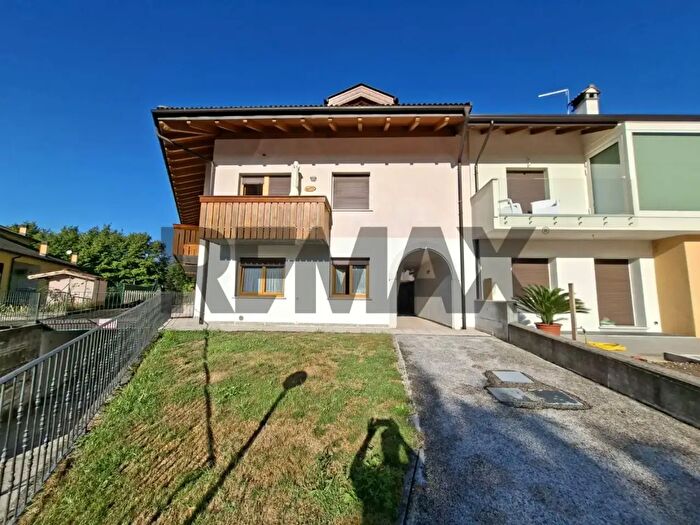 Appartamento bilocale in vendita in Via Soccher, Ponte Nelle Alpi