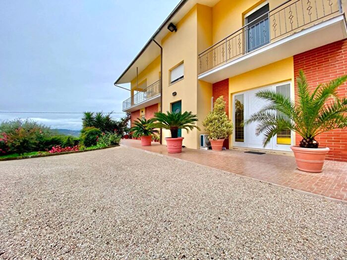 Casa con 8 locali in vendita in Indirizzo Contrada SantAgostino, Recanati