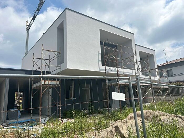 Casa con 5 locali in vendita in Via Enrico Fermi, Olgiate Comasco