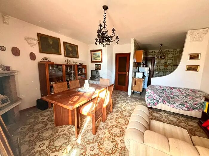 Casa con 5 locali in vendita in Via Valle della Vigna, Fiuggi
