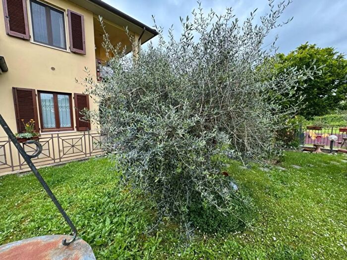 Appartamento quadrilocale in vendita in Via del Cesto, Figline e Incisa Valdarno