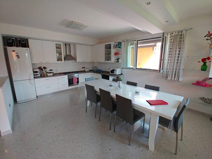 Appartamento con 6 locali in affitto in Via Romea, Centro, Legnaro