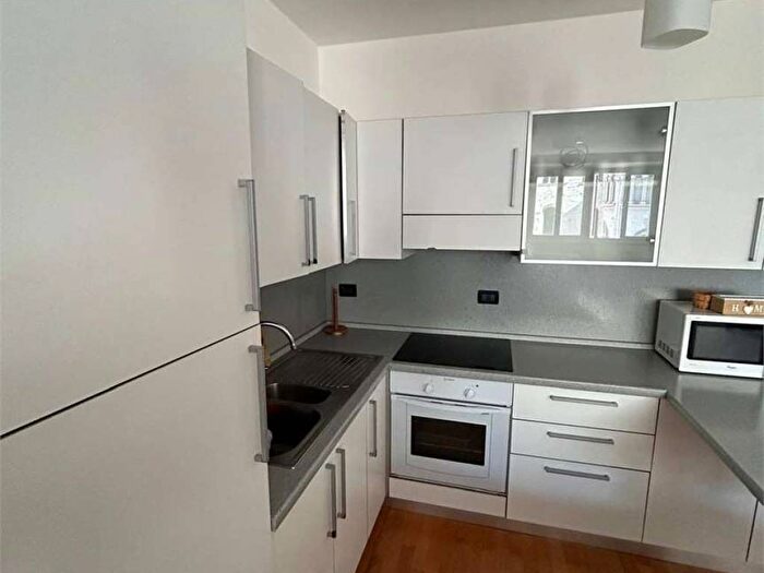 Appartamento trilocale in affitto in piazza duomo, Centro Storico, Trento