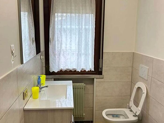 Appartamento quadrilocale in affitto in Bertolini, Viale Luzzatti, Treviso