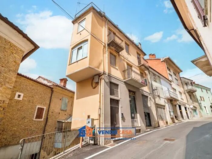 Casa quadrilocale in vendita in Via Lorenzo Bruno, Murazzano