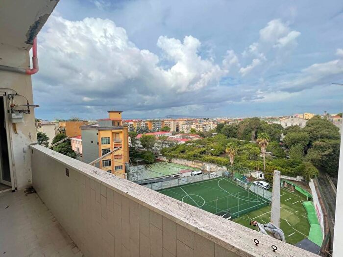Appartamento trilocale in affitto in Via Libertà, Portici