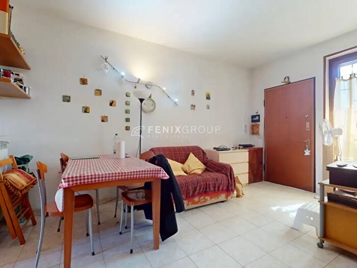 Appartamento bilocale in vendita in Via Asiago, Milano