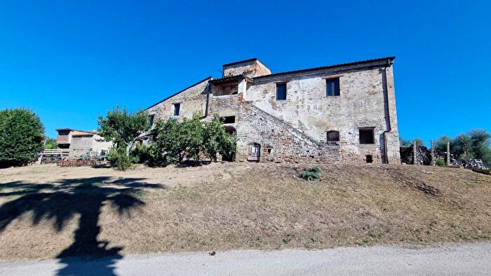 Casa con 6 locali in vendita in Contrada Carpineto, Monsampolo Del Tronto