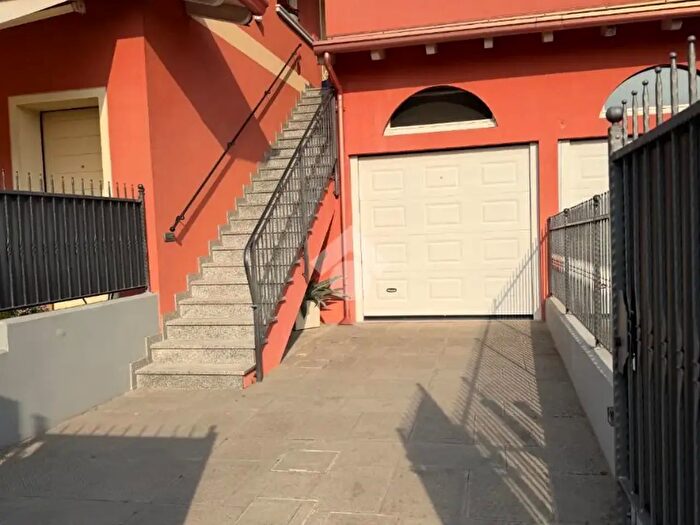 Appartamento trilocale in vendita in V Mirella Cerutti, Leno