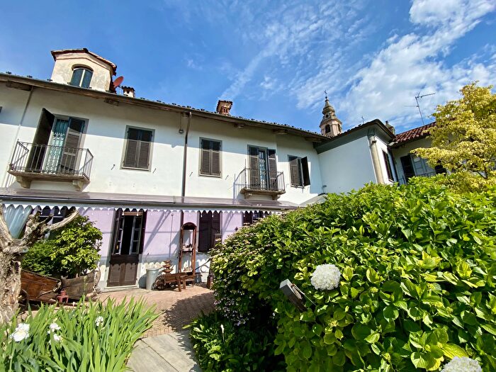 Casa con 20 locali in vendita in Cavoretto Torino Piemonte Italia, Torino