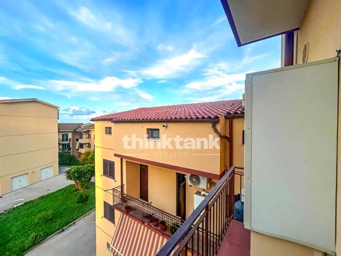 Appartamento con 6 locali in vendita in Via Borsellino, Augusta