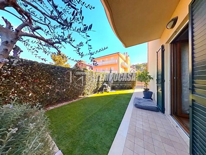 Appartamento bilocale in vendita in Via Luigi Einaudi, Sant'Elpidio A Mare