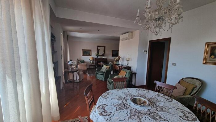 Appartamento quadrilocale in vendita in Livorno