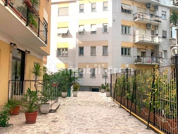 Appartamento trilocale in vendita in Via Monte Senario, Città Giardino, Roma