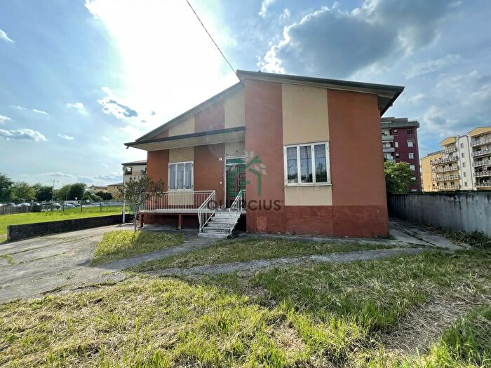 Casa con 5 locali in vendita in Via Camporosolo, San Bonifacio