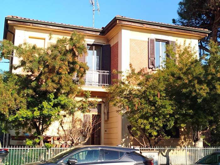 Appartamento trilocale in affitto in Via del Triumvirato, Borgo Panigale, Bologna