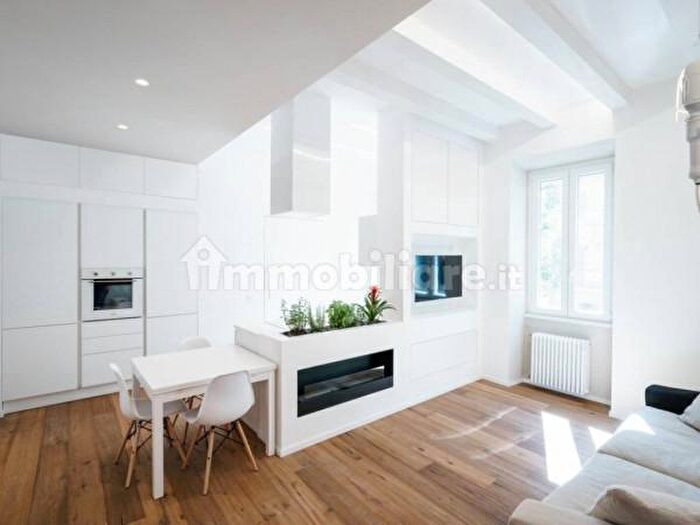 Casa trilocale in vendita in Piazzetta Cardinale Sergio Pignedoli, Reggio Emilia