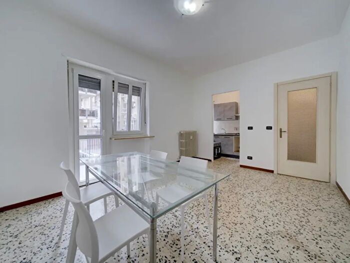 Appartamento bilocale in affitto in Via Piossasco, Torino