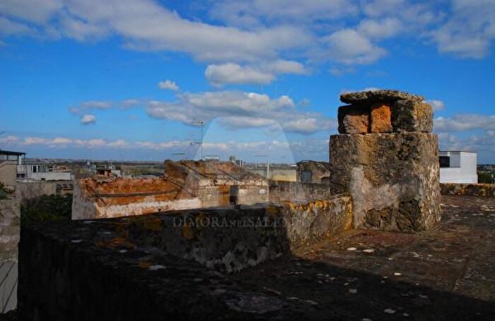 Casa con 6 locali in vendita in Via Salite, Specchia