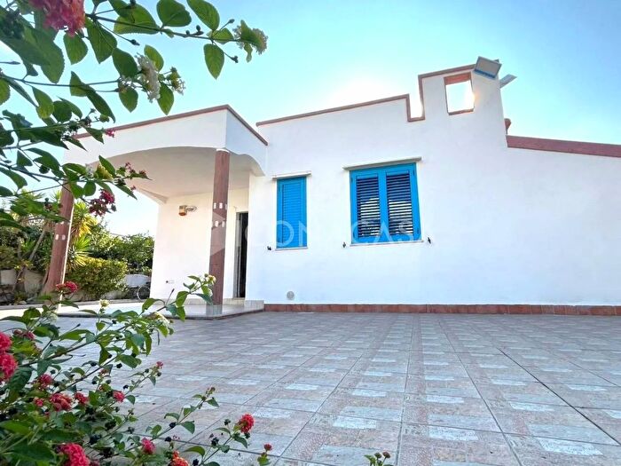 Casa trilocale in vendita in Via Potenza, Campomarino