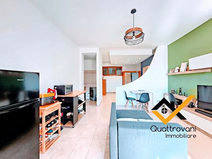 Appartamento bilocale in affitto in Via Vampolieri, Aci Castello