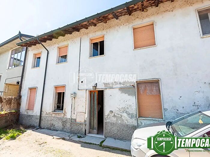 Appartamento quadrilocale in vendita in Strada Provinciale, SantAngelo Lodigiano