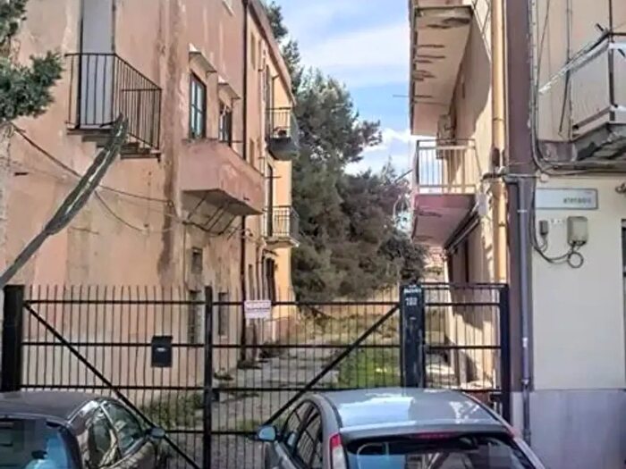 Appartamento quadrilocale in vendita in Via Atenasio a, Palermo