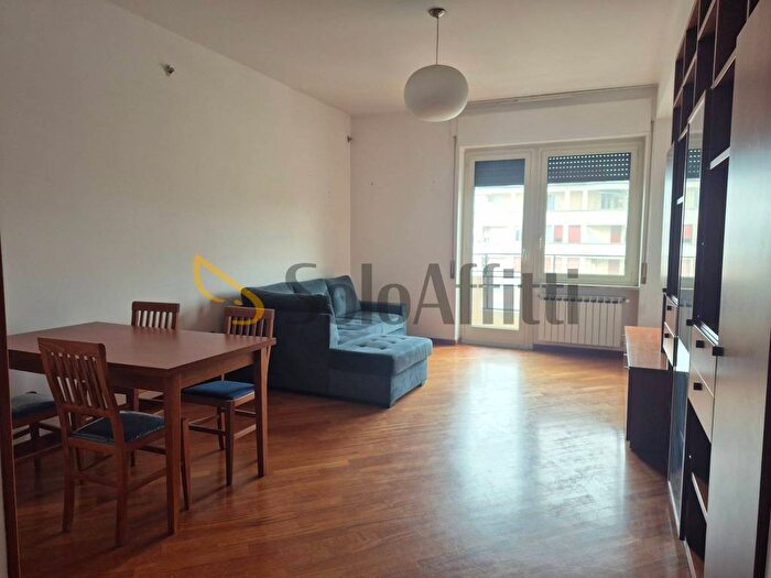 Appartamento trilocale in affitto in Piazza Duca degli Abruzzi, Viale Bovio Piazza Duca degli Abruzzi, Pescara