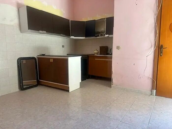 Casa bilocale in vendita in Cesa