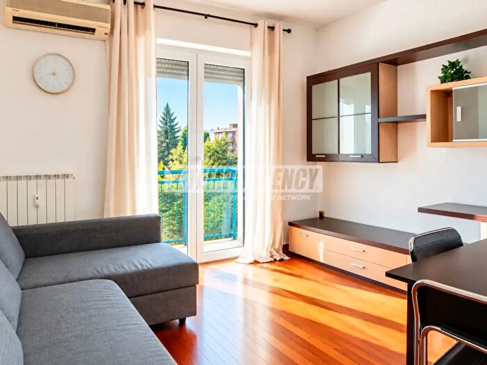 Appartamento bilocale in vendita in Via Vincenzo Bellini, Cormano