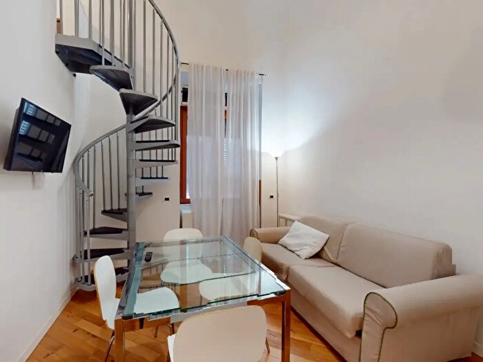 Appartamento quadrilocale in vendita in Via Pasquale Scura, Napoli