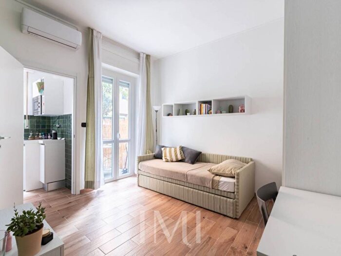 Appartamento monolocale in affitto in Via Martiri Triestini, San Siro, Milano