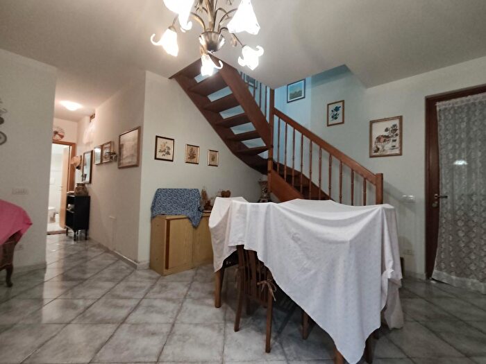 Casa quadrilocale in vendita in Forte Dei Marmi