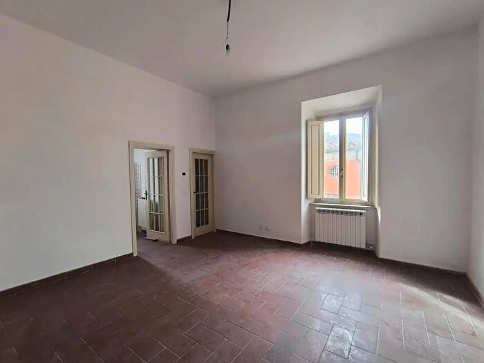 Appartamento con 6 locali in vendita in San Giuliano Terme