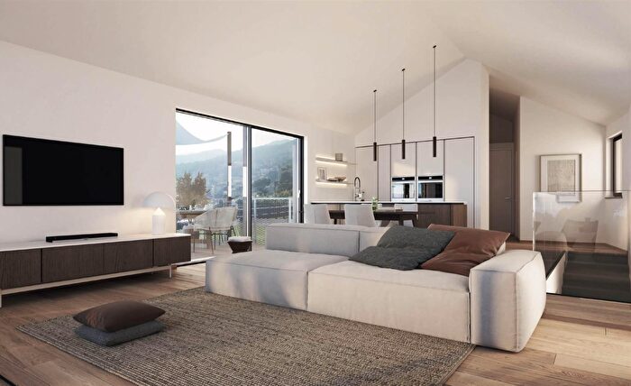 Case in Vendita e in Affitto - 2