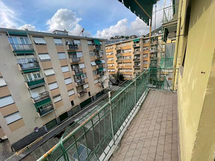 Appartamento quadrilocale in vendita in Via Speri, Rapallo