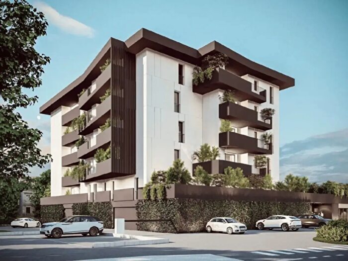 Appartamento con 5 locali in vendita in Via Paolo Sarpi, Padova