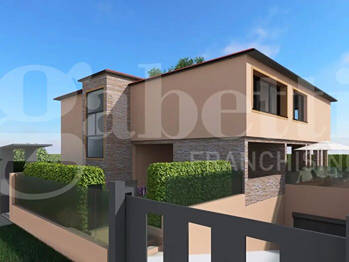 Casa con 7 locali in vendita in Via Liguria, Castelnuovo Rangone