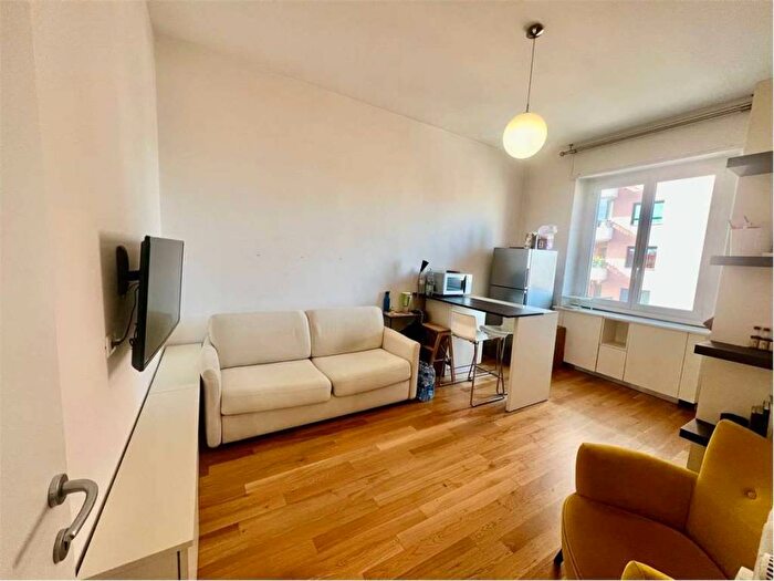 Appartamento bilocale in affitto in VIA FRIULI, Porta Romana Medaglie dOro, Milano