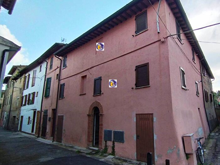 Appartamento trilocale in affitto in Via Vittorio Emanuele II, San Niccolò Di Celle, Deruta