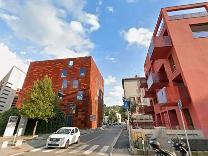Appartamento trilocale in affitto in Via Francesco Anzani, Como