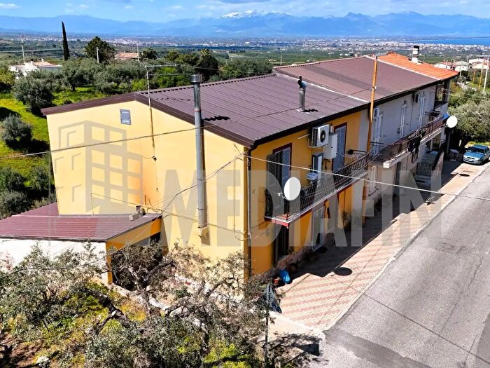 Appartamento con 6 locali in vendita in Contrada Lampa Patire, CoriglianoRossano