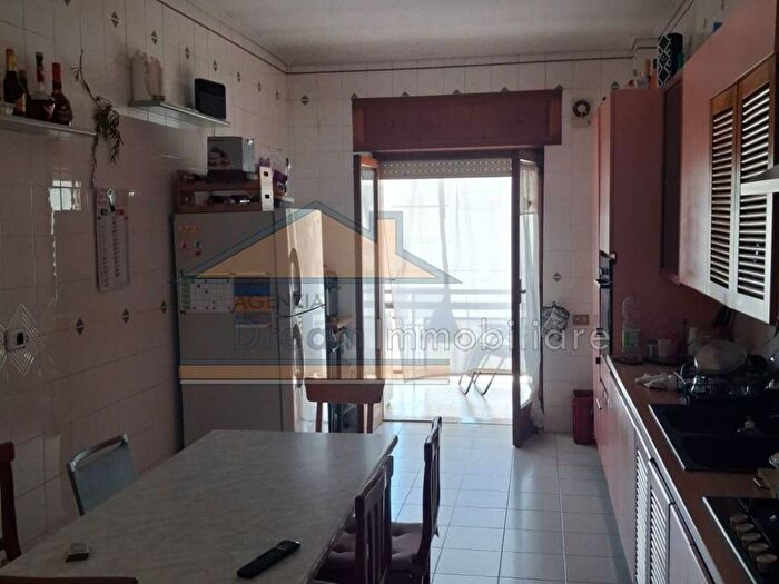 Appartamento quadrilocale in affitto in Via Giovan Battista Vico, Villaricca