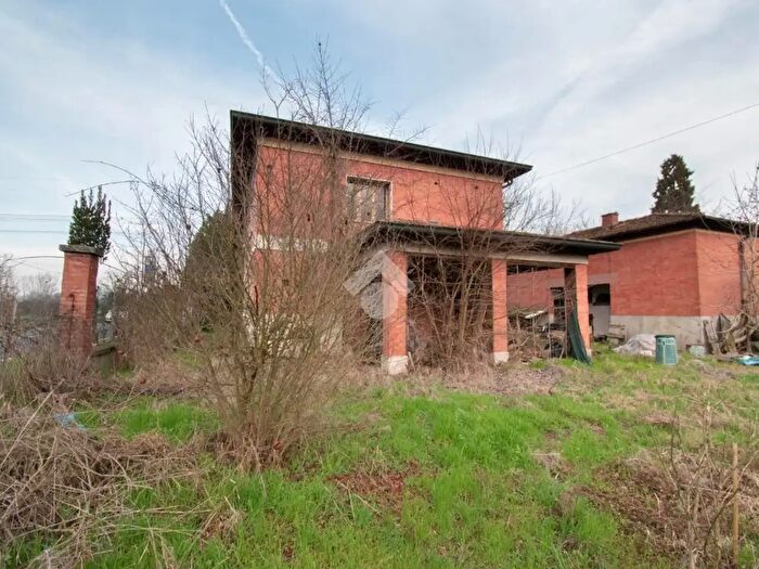 Casa quadrilocale in vendita in Ss Motta, Carpi