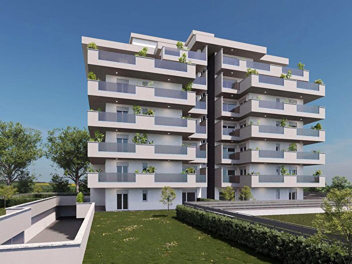 Appartamento quadrilocale in vendita in Via Rossini, San Giuliano Milanese