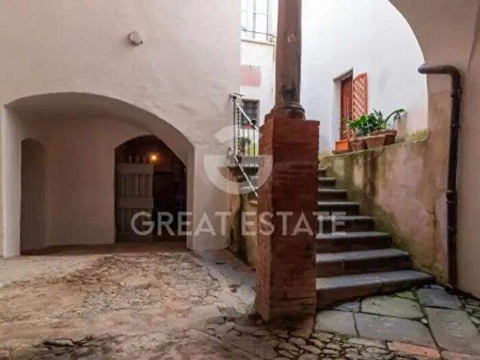 Appartamento con 6 locali in vendita in Via SantAngelo, Orvieto