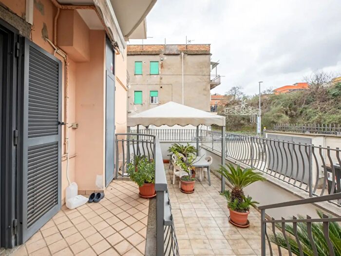 Appartamento bilocale in vendita in Via dellOsteria del Finocchio, Roma